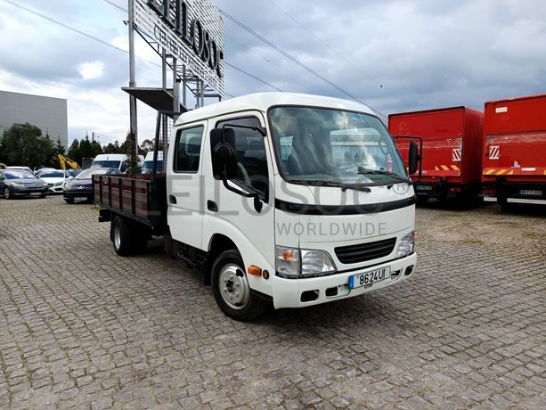 Toyota Dyna · Ano 2002