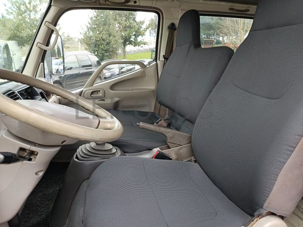 Toyota Dyna · Ano 2002