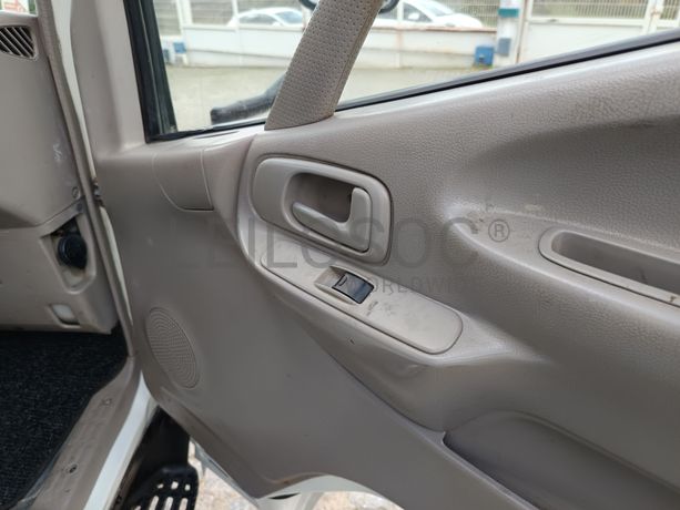 Toyota Dyna · Ano 2002