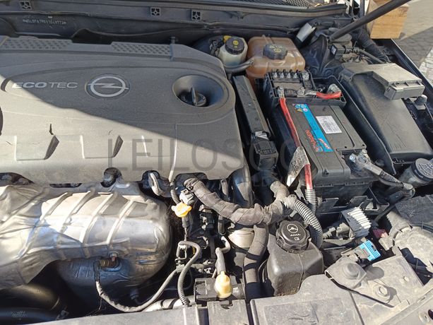 Opel Insígnia Sports Tourer 2.0 CDTI  · Ano 2009