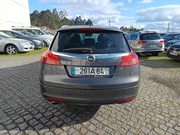 Opel Insígnia Sports Tourer 2.0 CDTI  · Ano 2009