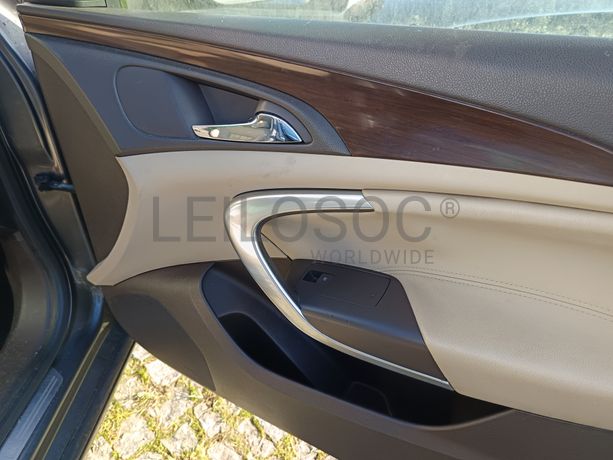 Opel Insígnia Sports Tourer 2.0 CDTI  · Ano 2009