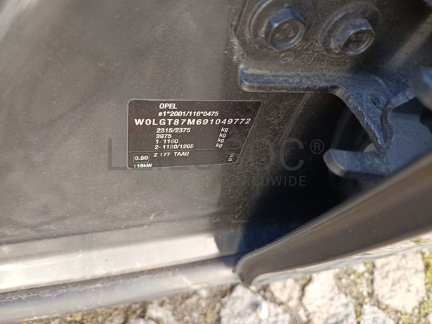 Opel Insígnia Sports Tourer 2.0 CDTI  · Ano 2009