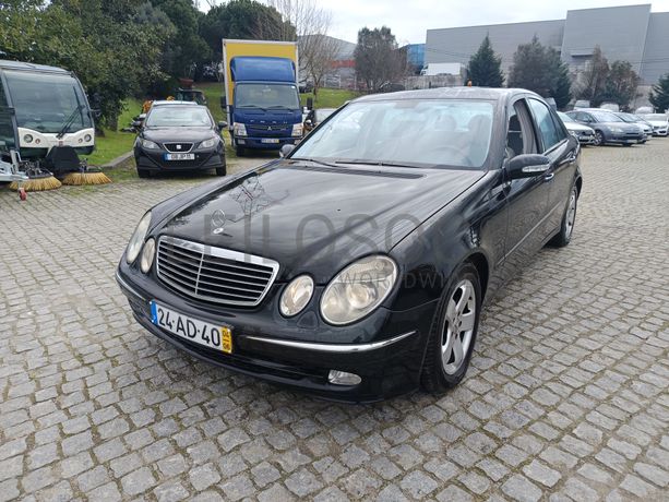 Mercedes-Benz E 220 · Ano 2004