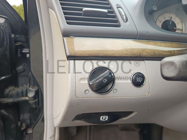 Mercedes-Benz E 220 · Ano 2004