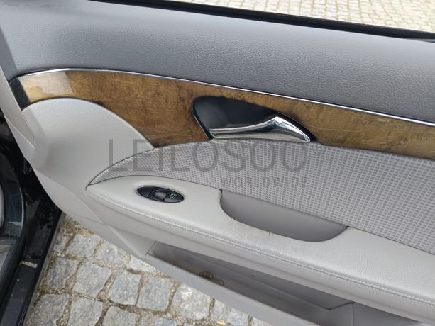 Mercedes-Benz E 220 · Ano 2004