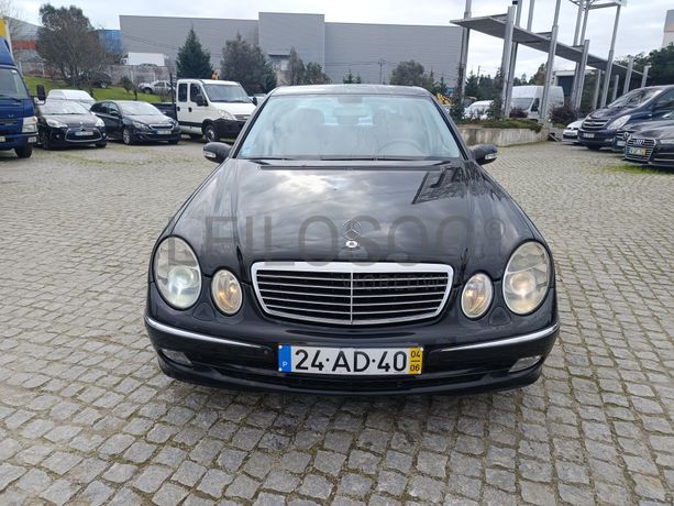 Mercedes-Benz E 220 · Ano 2004