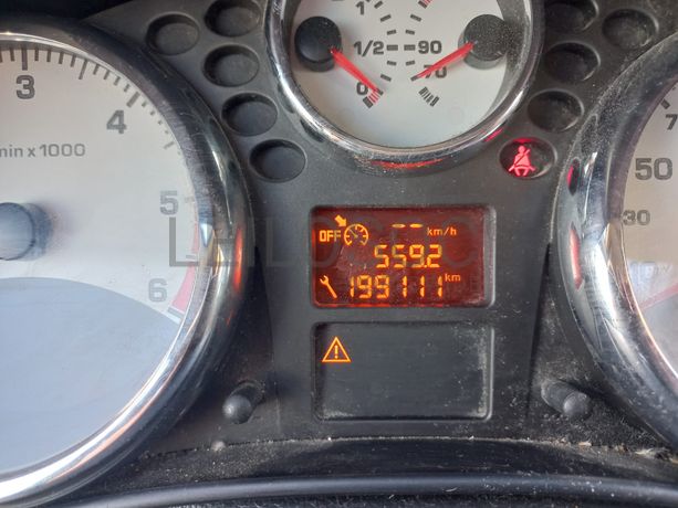 Peugeot 207 · Ano 2011 