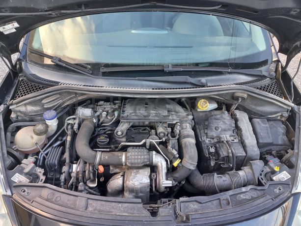Peugeot 207 · Ano 2011 