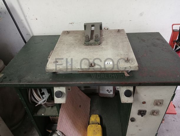 Máquinas de Entretelar, Vergar e Colar