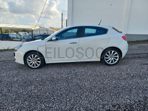 Alfa Romeo Giulietta · Ano 2010