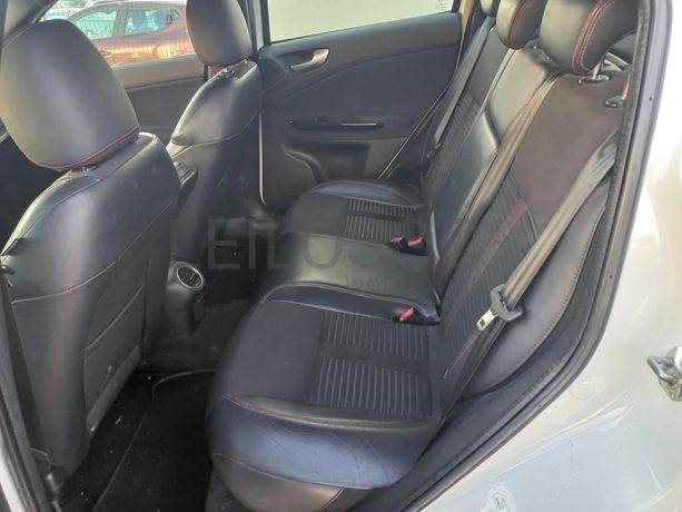 Alfa Romeo Giulietta · Ano 2010