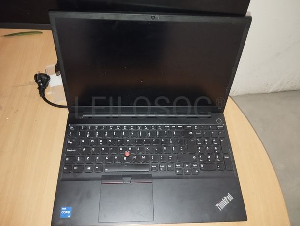 Monitor · Portátil