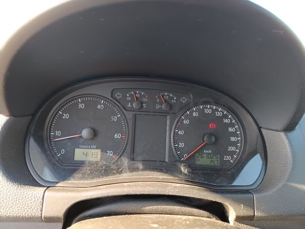 Volkswagen Polo · Ano 2006