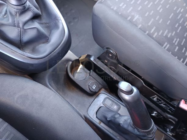 Opel Combo · Ano 2017