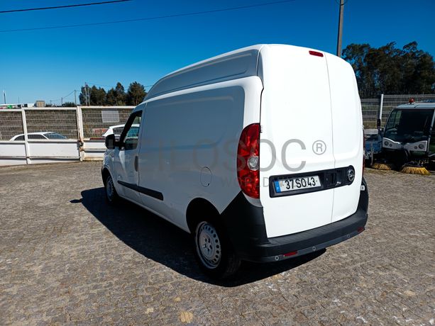 Opel Combo · Ano 2017