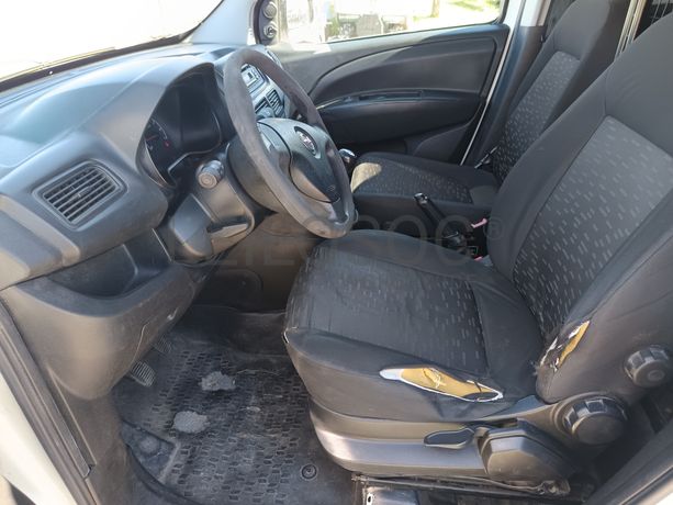 Opel Combo · Ano 2016