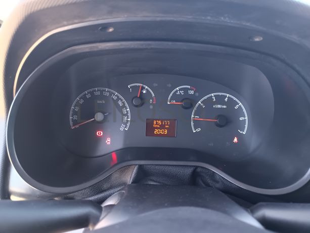 Opel Combo · Ano 2016