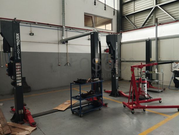 Elevador de 2 colunas Electro Hidráulico