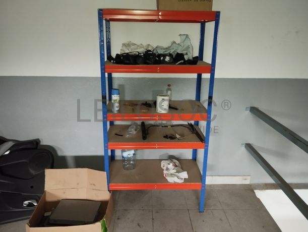 Equipamento de Apoio à Indústria e Mobiliário