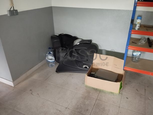 Equipamento de Apoio à Indústria e Mobiliário