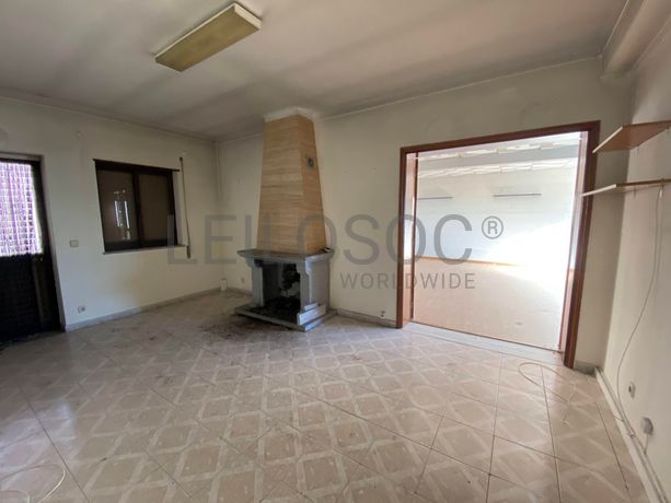 Moradia V3 · Nogueira do Cravo, Oliveira do Hospital