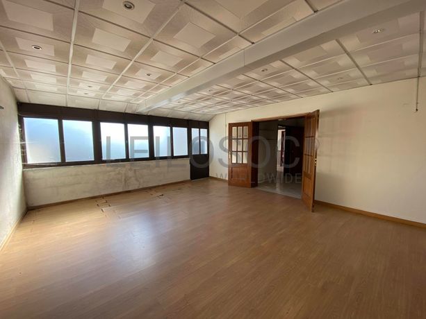 Moradia V3 · Nogueira do Cravo, Oliveira do Hospital