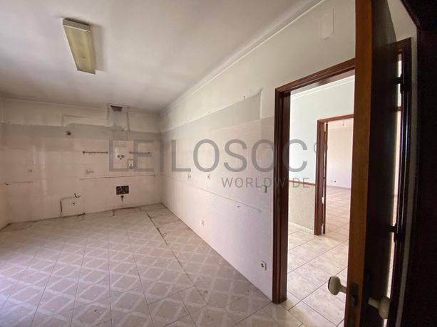 Moradia V3 · Nogueira do Cravo, Oliveira do Hospital