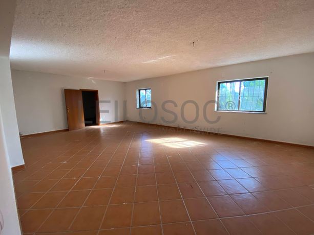 Moradia V3 · Nogueira do Cravo, Oliveira do Hospital