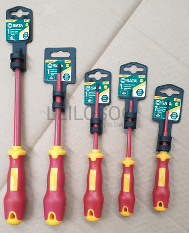 CHAVES DE FENDAS ISOLADAS