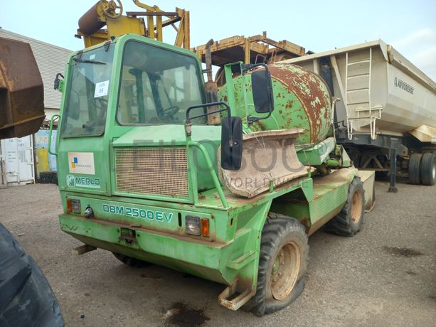 Betoneira Móvel (3 M3) MERLO DBM 2500 EV