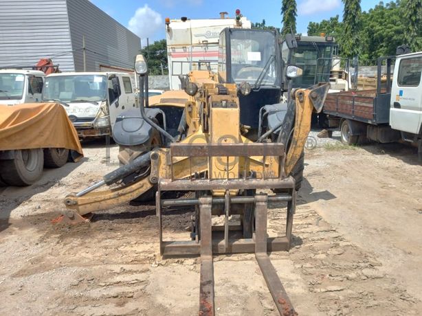 Multicarregador CATERPILLAR TH 360 B