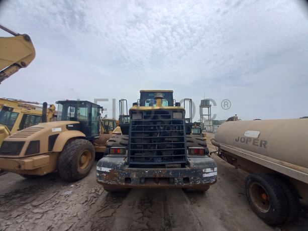 Pá Carregadora de Pneus 25 T KOMATSU WA470-5