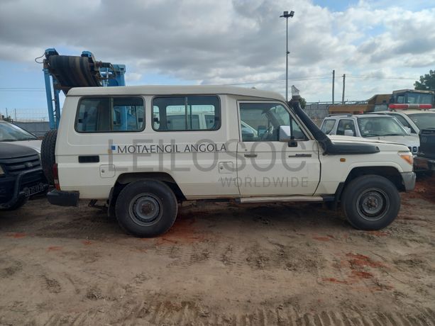 TOYOTA LAND CRUISER 4.2D 4WD HARDTOP 13