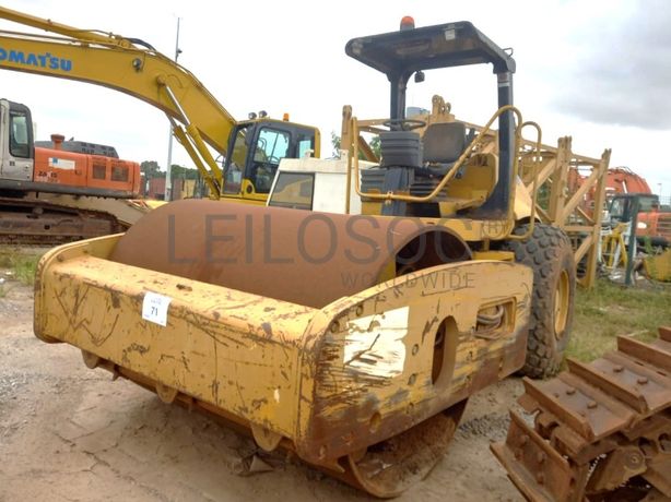 Vibrador Solos 15 T CATERPILLAR CS583 E