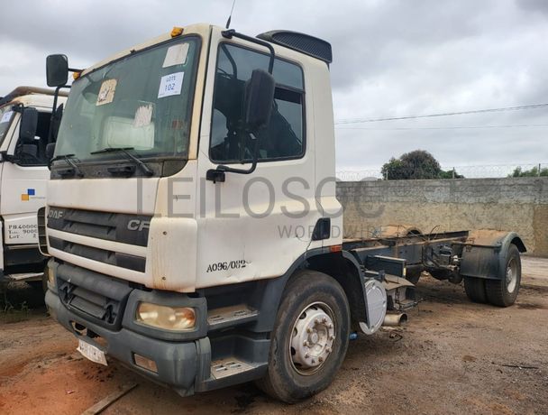 Camião DAF FA 75.250Q 4x2