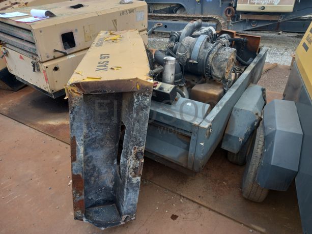 Compressores + Torre de Iluminação + Cilindro ATLAS COPCO LP 6505 + Saltitões