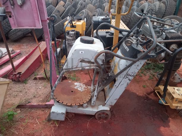 Compressores + Torre de Iluminação + Cilindro ATLAS COPCO LP 6505 + Saltitões