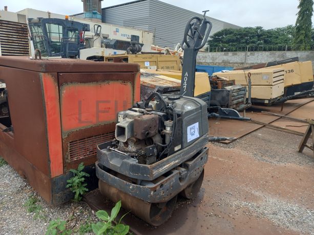 Compressores + Torre de Iluminação + Cilindro ATLAS COPCO LP 6505 + Saltitões