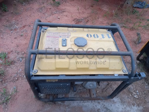 Dumpers (4X4) + Geradores + Bomba Betão 50 M3/H