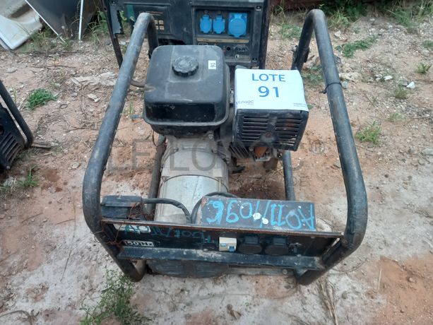 Dumpers (4X4) + Geradores + Bomba Betão 50 M3/H