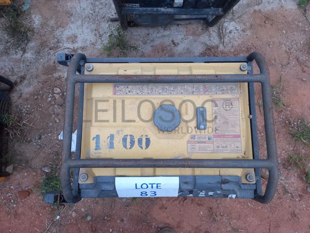 Dumpers (4X4) + Geradores + Bomba Betão 50 M3/H