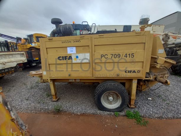 Dumpers (4X4) + Geradores + Bomba Betão 50 M3/H