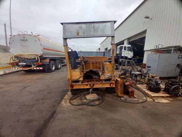 Dumpers (4X4) + Geradores + Bomba Betão 50 M3/H