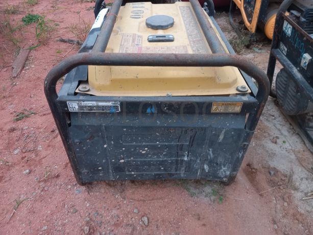 Dumpers (4X4) + Geradores + Bomba Betão 50 M3/H