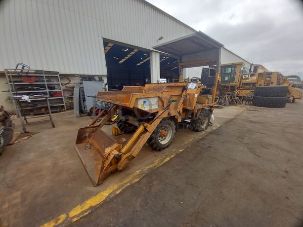 Dumpers (4X4) + Geradores + Bomba Betão 50 M3/H