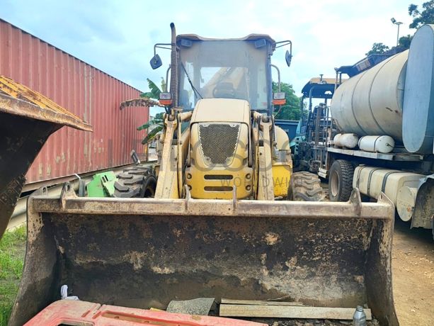 CABINDA - Retroescavadora, e  Misturadora/Recicladora