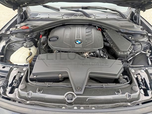 BMW 318 D · Ano 2012