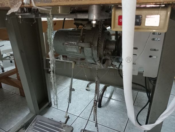 Máquina de Corte e Cose