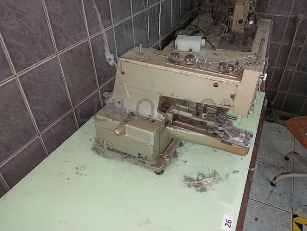 Máquina de pregar botões 